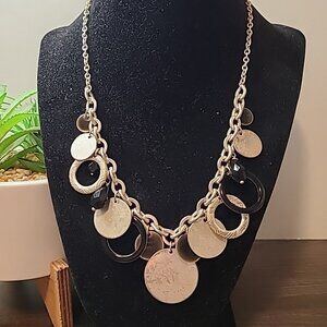 Unbranded Silver Tone Charms Bib Necklace Ladies Pre-Owned Vintage Fashion Biker